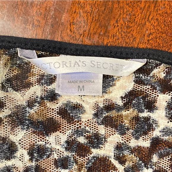 Stretch Mesh Leopard Print Ruffled Chemise M - Picture 3 of 6